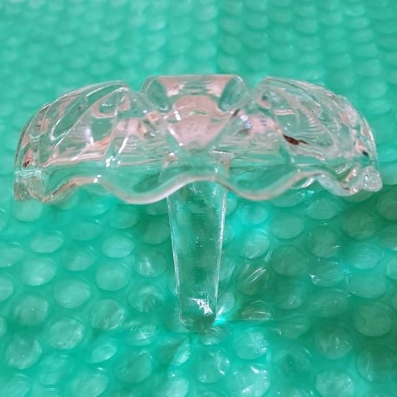 Vintage Crystal Cut Glass Ring Holder Diamond Design with Sawtooth Edge NWOT - Picture 4 of 4